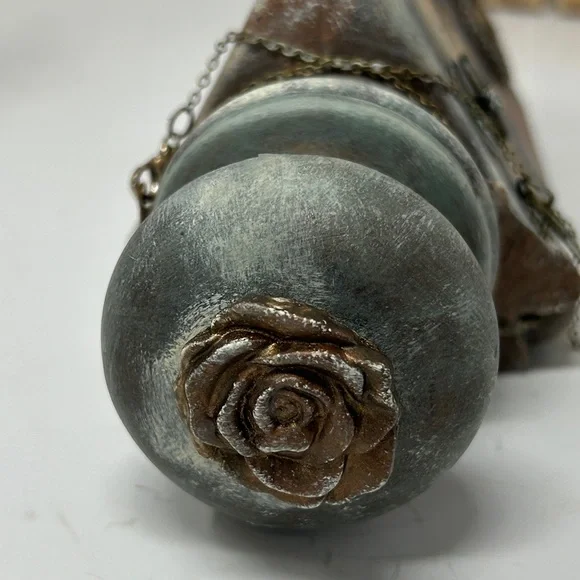 Hand Crafted One of a Kind Gothic Decorative Bottle with Roses and Skull - Picture 14 of 15